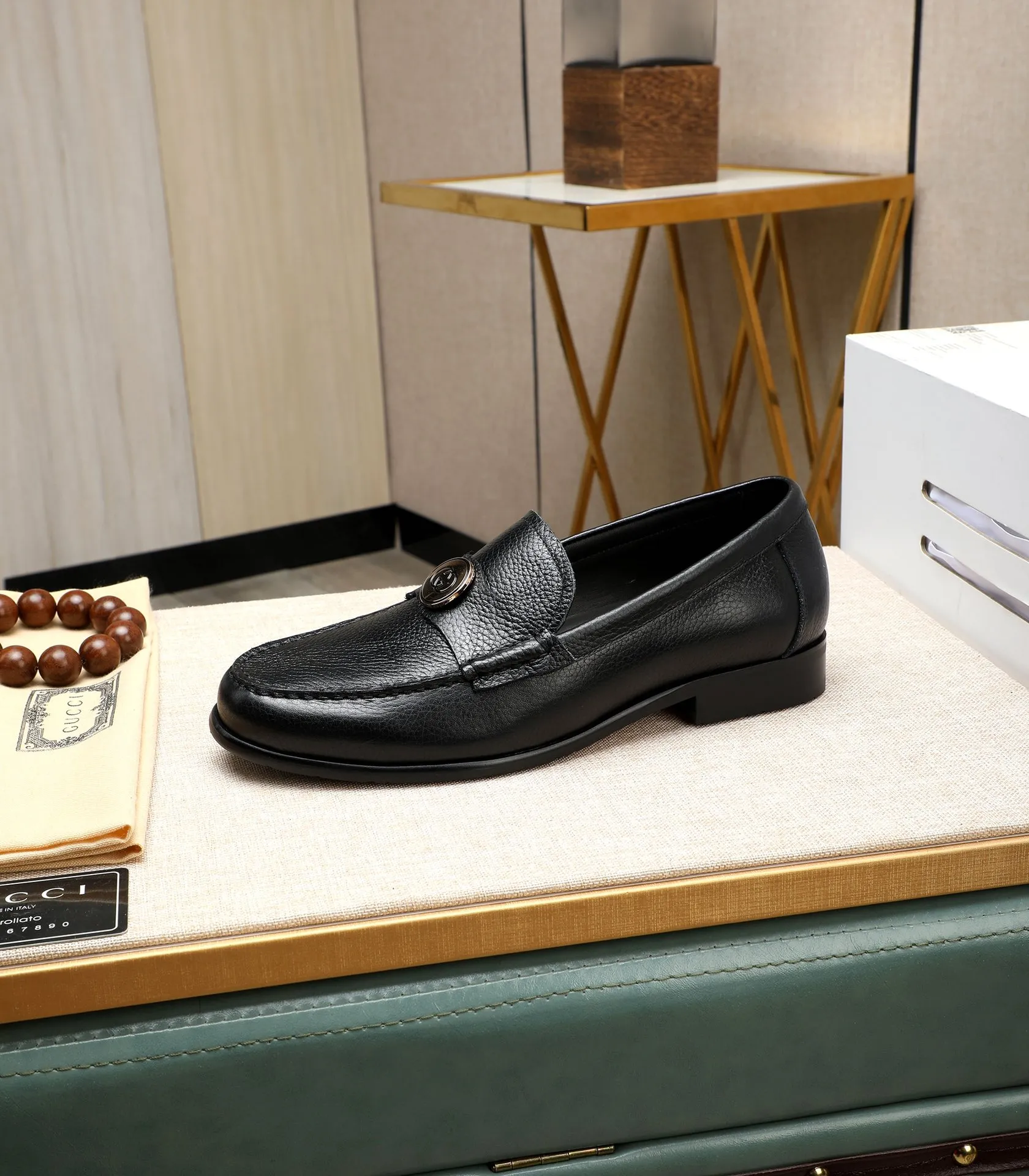 Men's shoes 💰500 📛📛 Original version (water-dyed cow lining) GUCCI official website formal shoes 🌀 Italian 🇮🇹 imported cowhide ➕ top imported water-dyed cowhide lining 💋 fine handmade original bottom, the real thing looks better when photographed in person Standard size 38-44 (45 46 customized)
